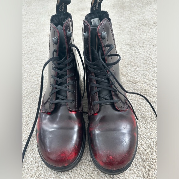 Blundstone Women's elastic/lace up boot, style 2220, Bordeaux Brush - Picture 2 of 9